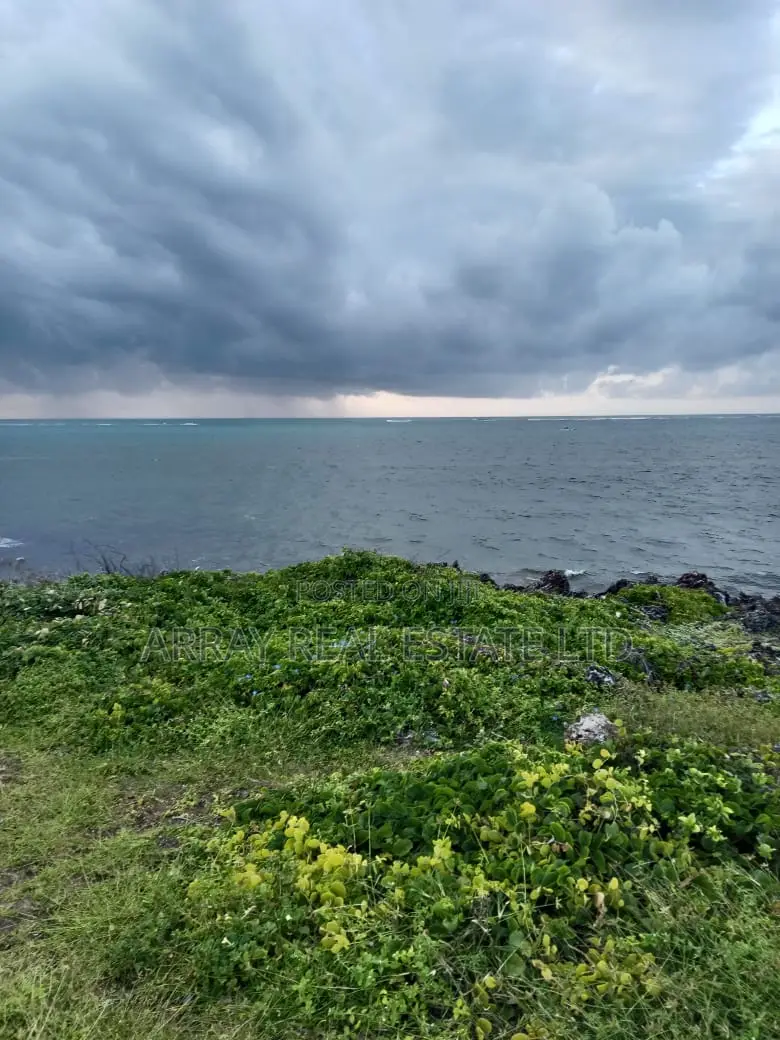 5 Acres Beachfront in Malindi in Town Centre