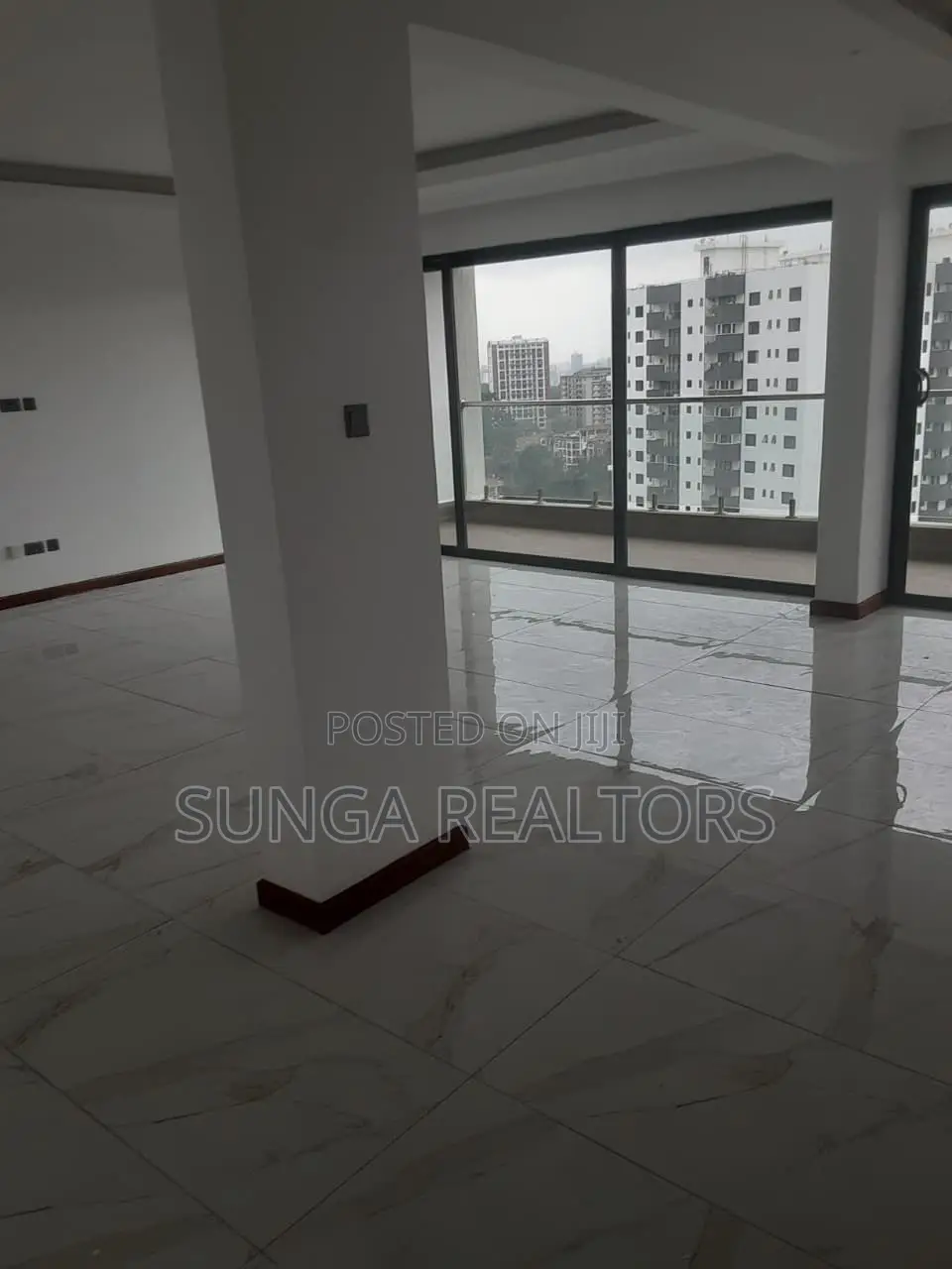 3bdrm Apartment in Makueni Rd., Kileleshwa for sale in Kileleshwa