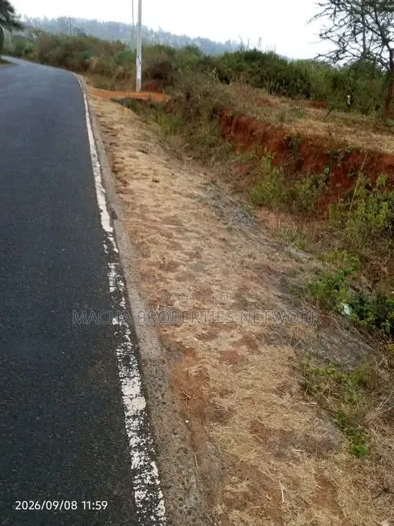1 Acre Mua Hills Fronting Tarmac in Mua Hills
