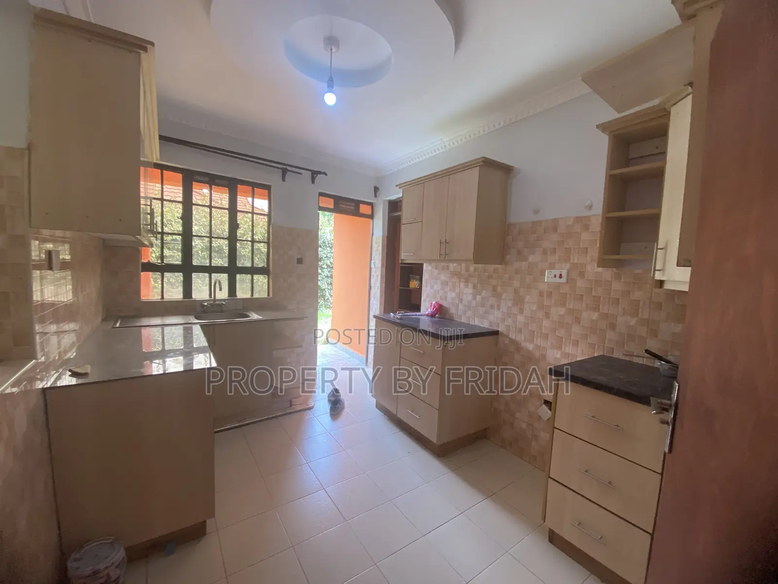 3bdrm Bungalow in Kitengela for sale in Kitengela
