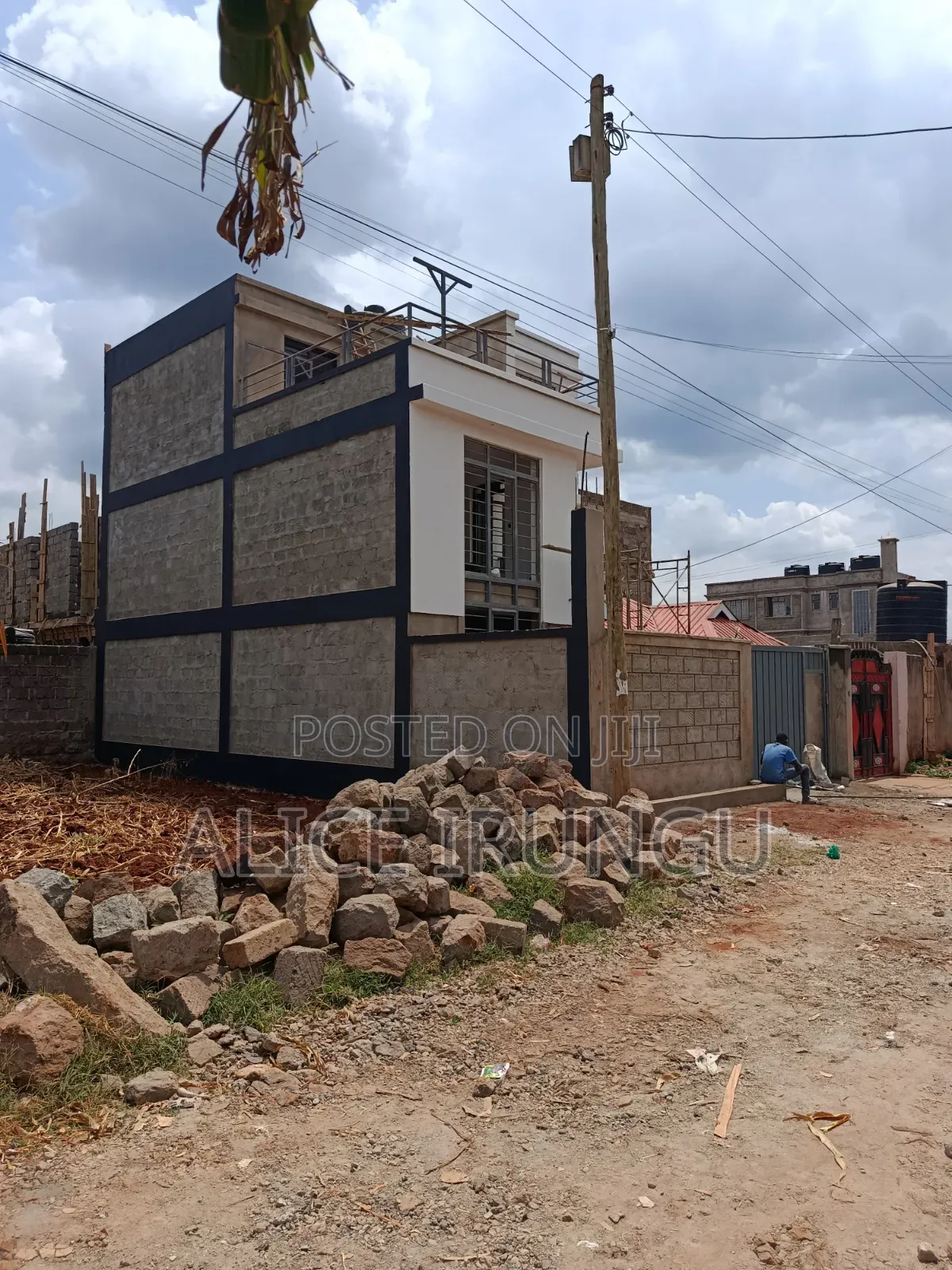 4bdrm Mansion in Riverside Estate, Kenyatta Road / Theta for sale in Kenyatta Road / Theta