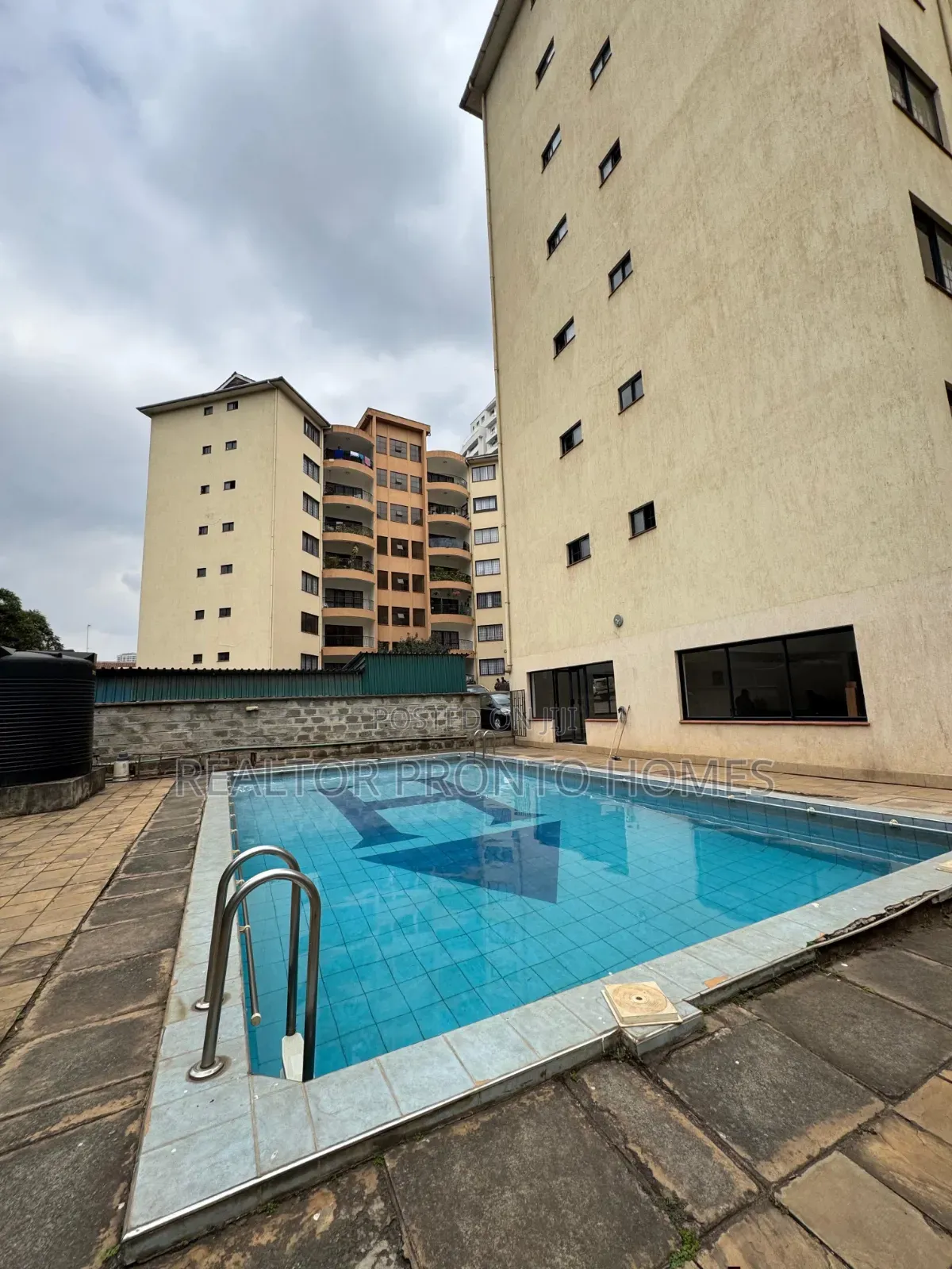 3bdrm Apartment in Riverside Drive for rent in Riverside Drive