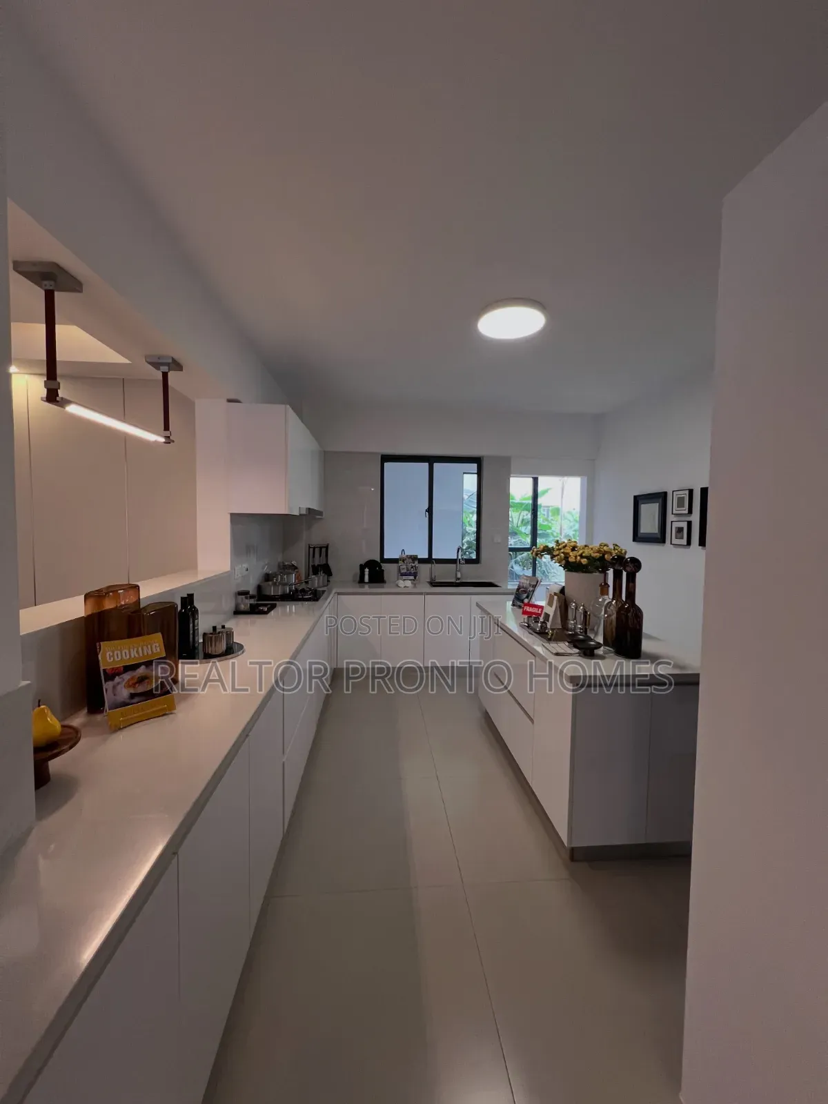 5bdrm Apartment in Kilimani, Hurlingham for sale in Hurlingham
