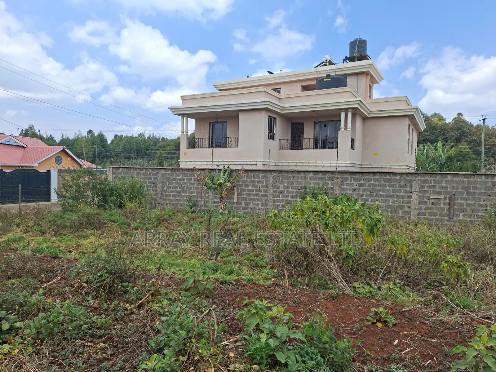 4bdrm Maisonette in 4Br Sitting On 50 X, Karai for sale in Karai