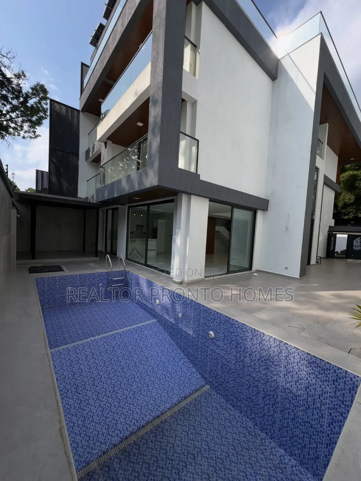 6bdrm Villa in Lavington, Muthangari for sale in Muthangari