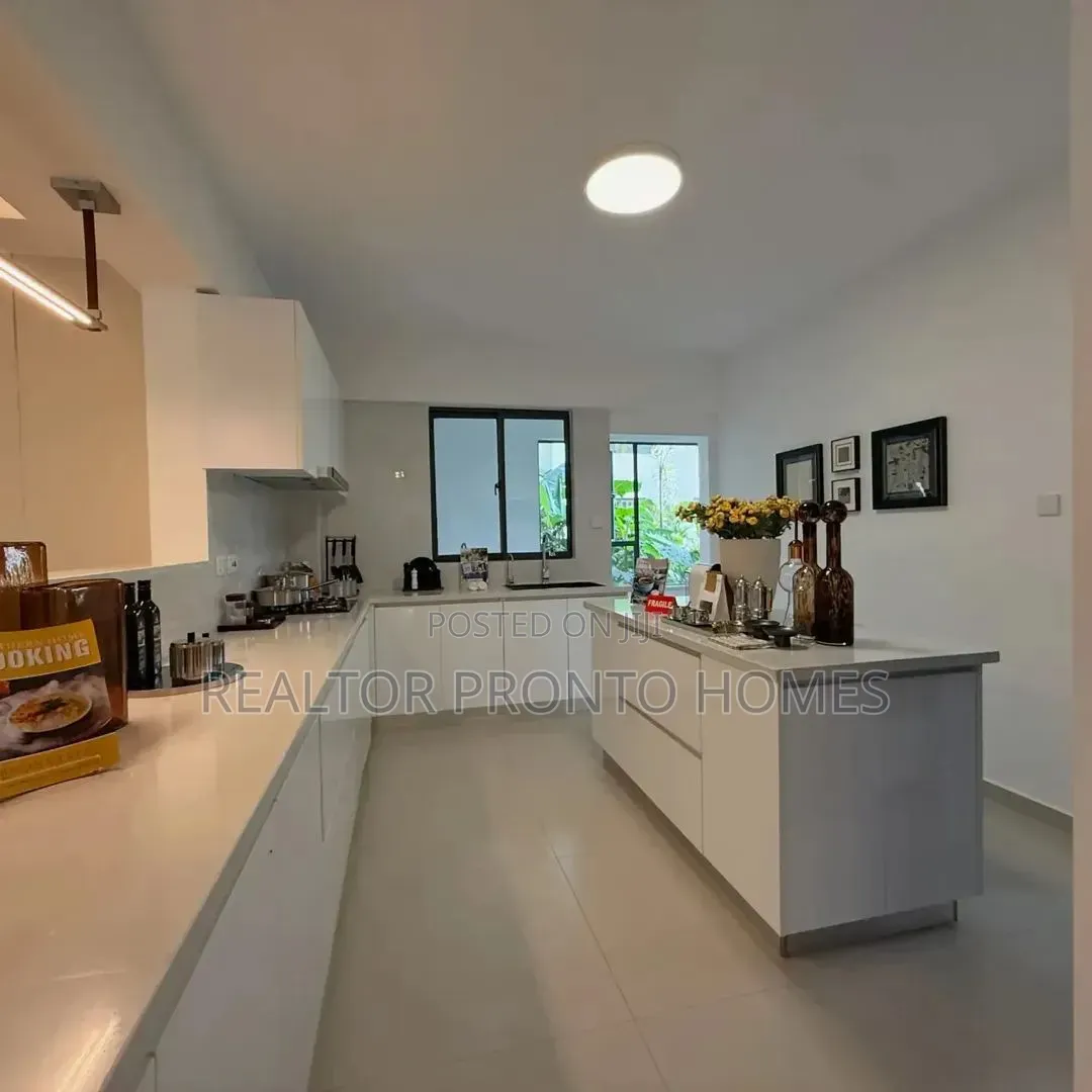 5bdrm Apartment in Kilimani, Hurlingham for sale in Hurlingham