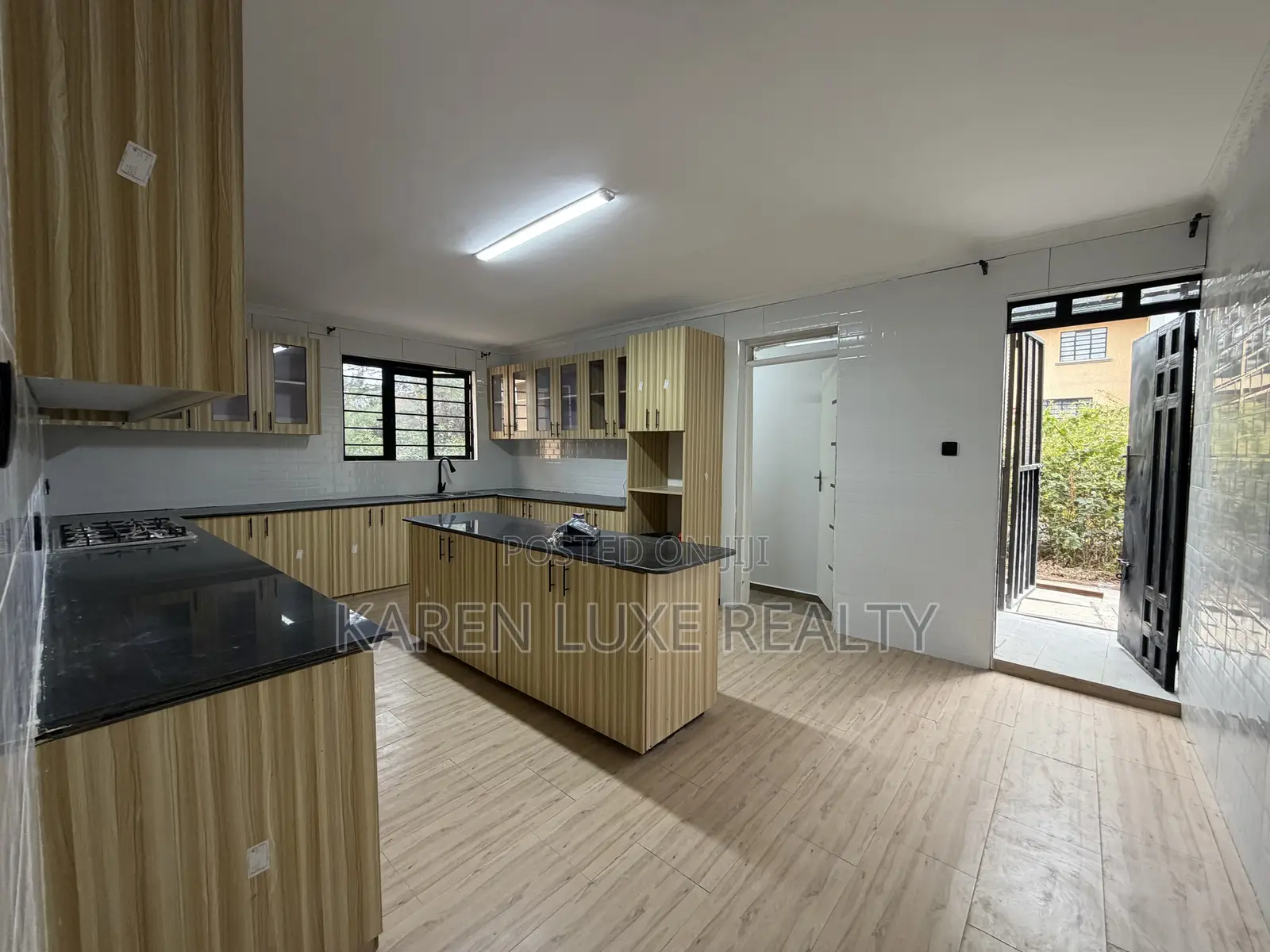 5bdrm Villa in Karen for rent in Karen