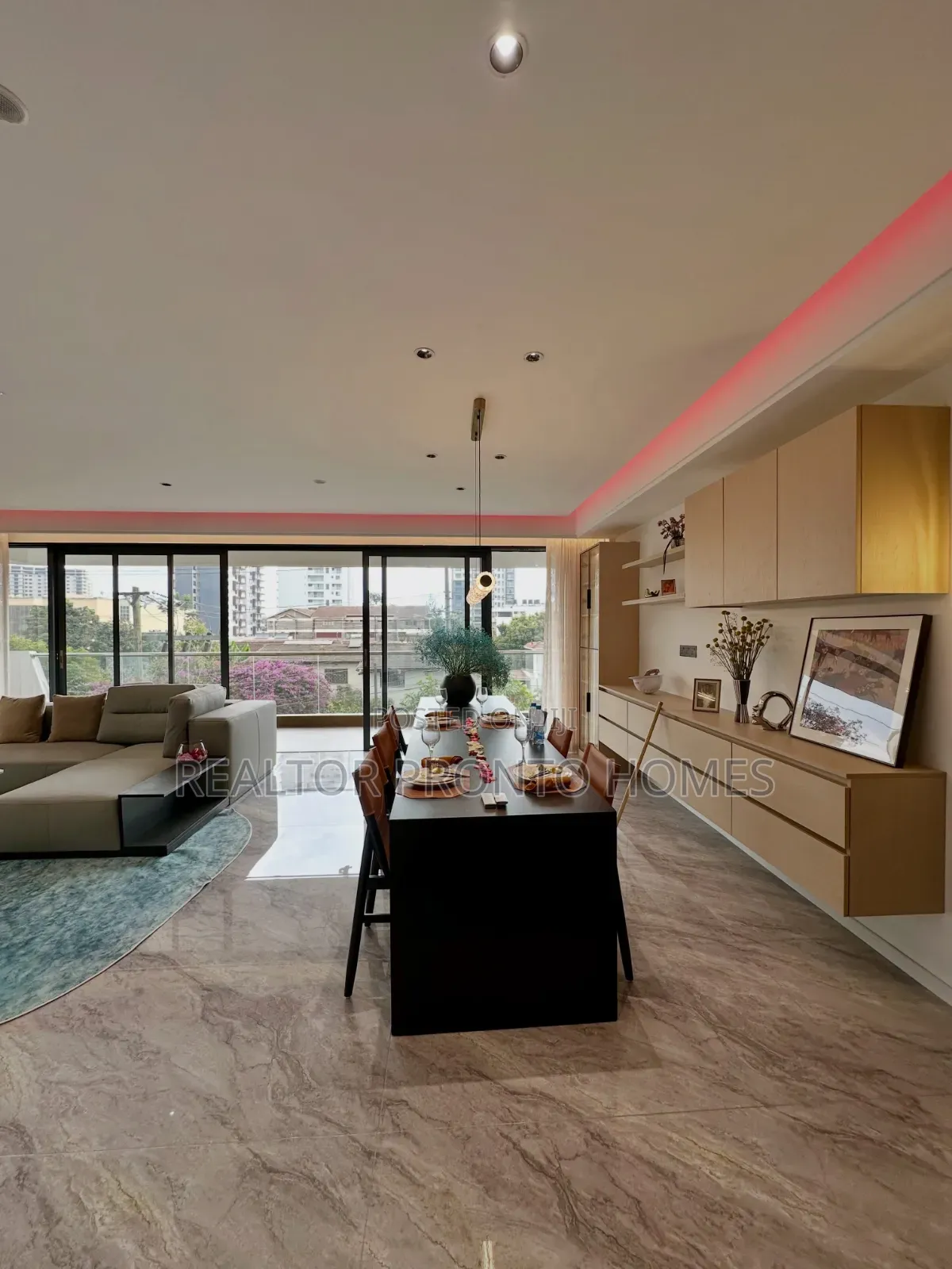 3bdrm Apartment in Westlands, Raphta Road Area for sale in Raphta Road Area