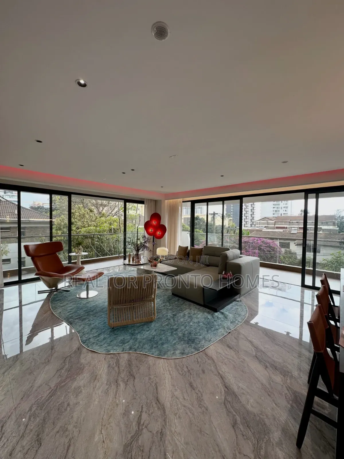 3bdrm Apartment in Westlands, Raphta Road Area for sale in Raphta Road Area