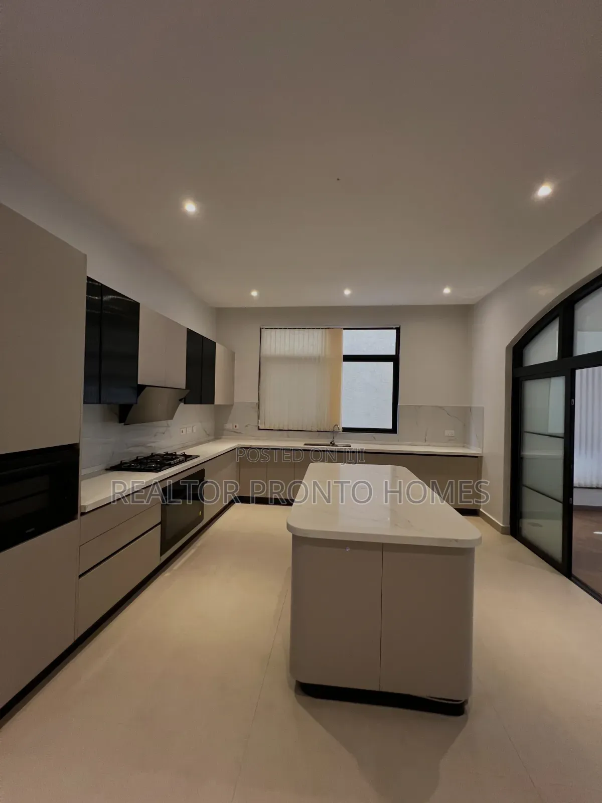 5bdrm Villa in Lavington, Muthangari for sale in Muthangari