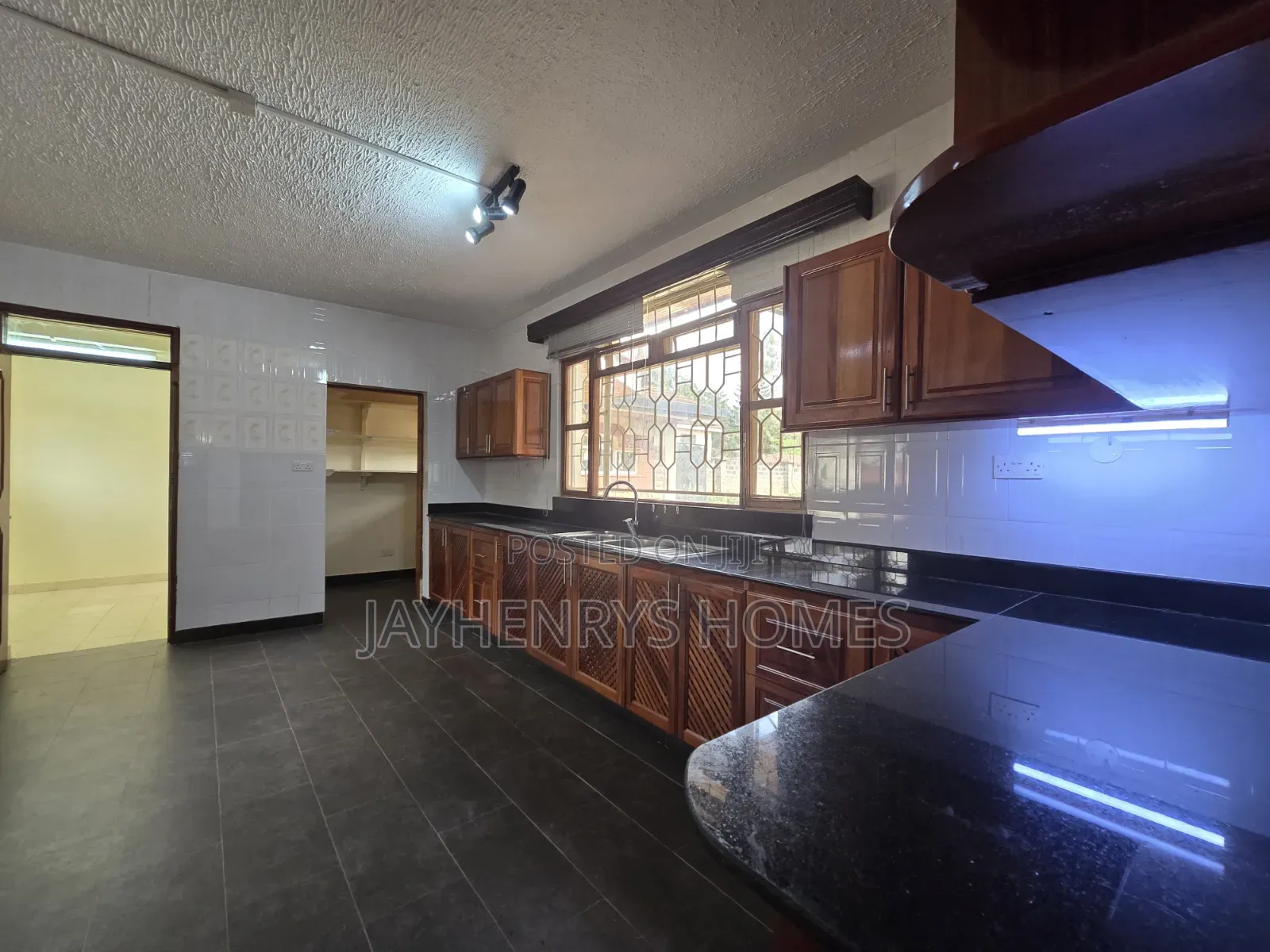 5bdrm House in Runda for sale in Runda