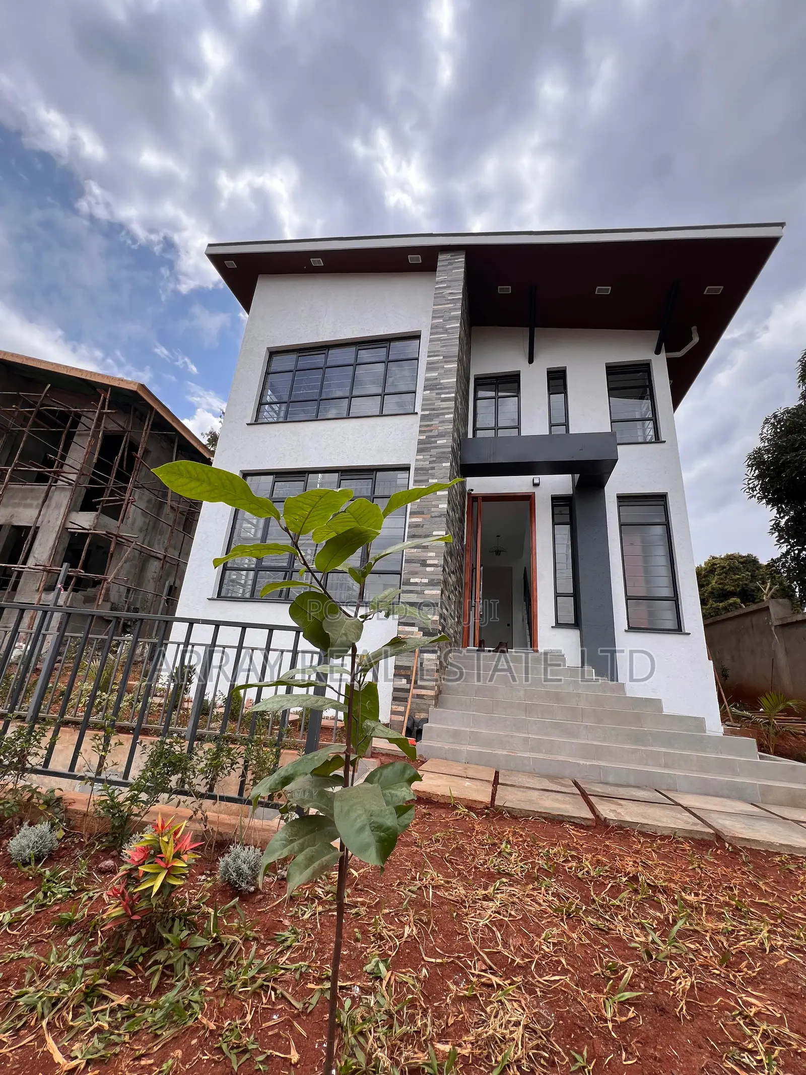 4bdrm Maisonette in 4,5,6 Bedrooms, Muthiga for sale in Muthiga