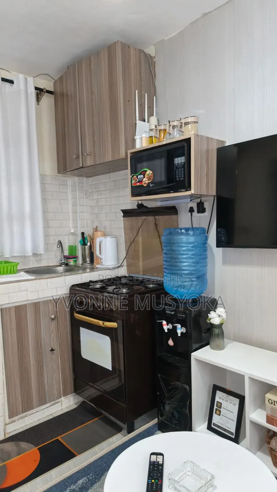 Cozy Studio Air BNB in Utawala in Complex Utawala