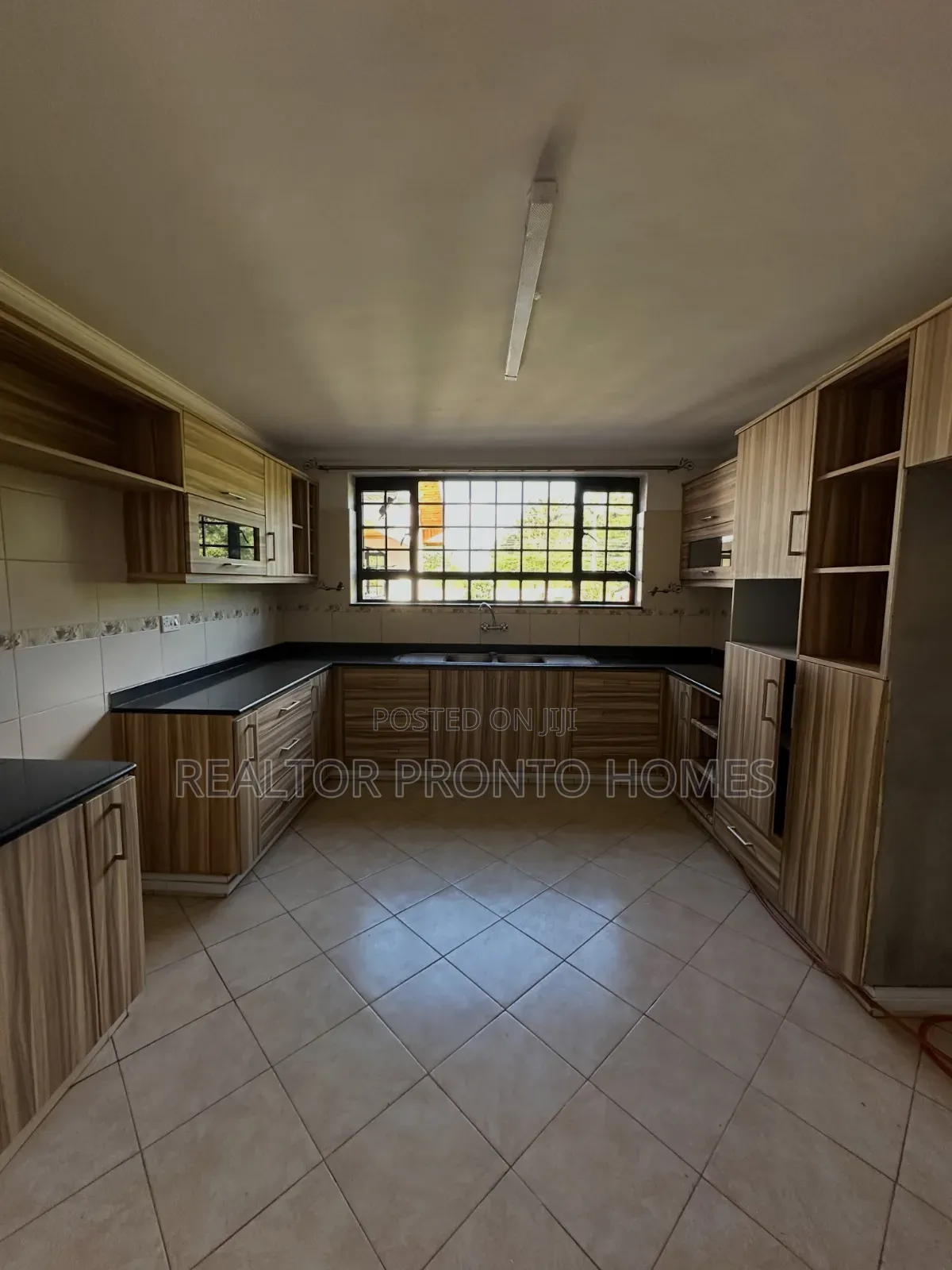 4bdrm Villa in Karen, Hardy for rent in Hardy