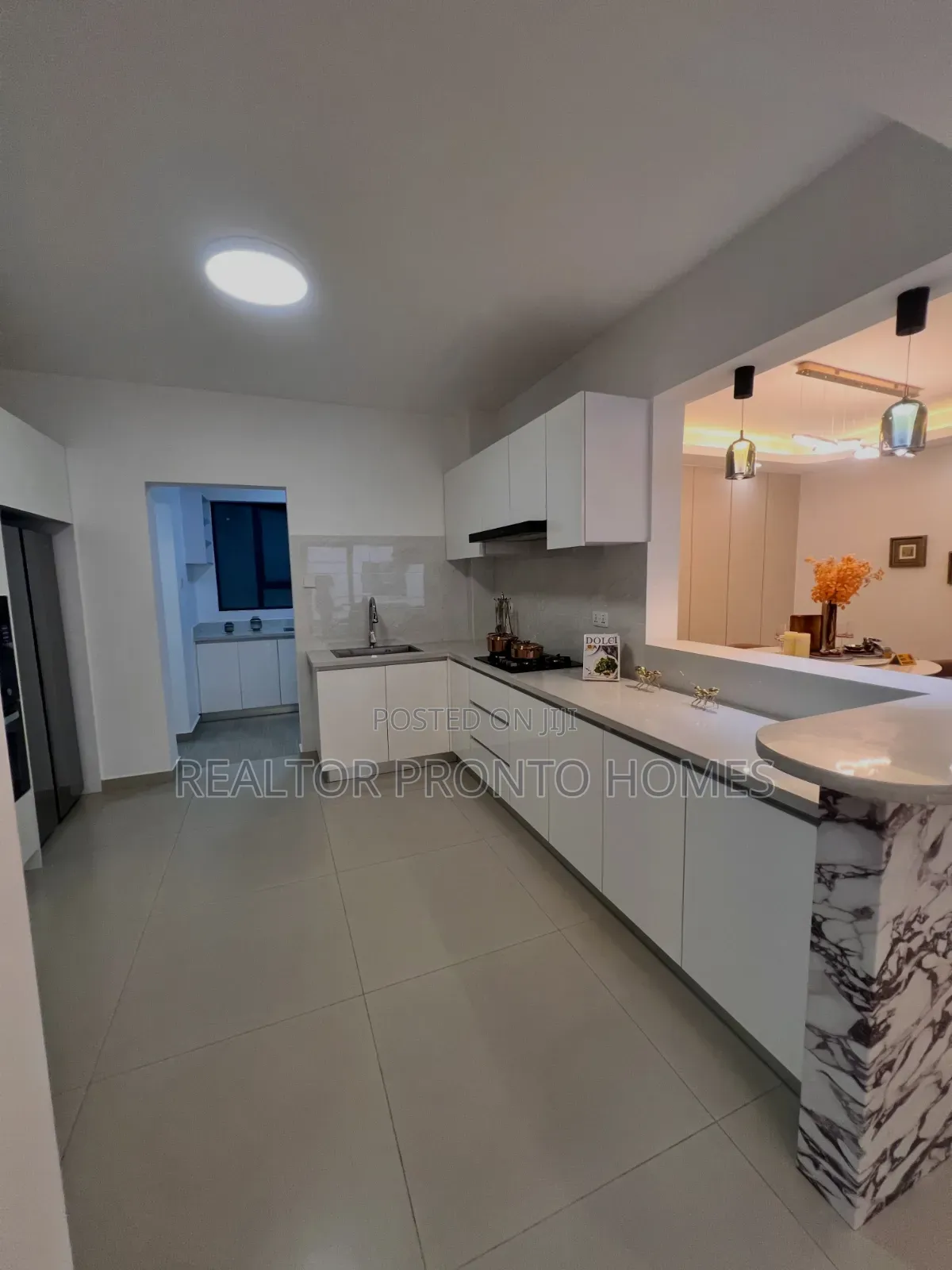 3bdrm Apartment in Kilimani, Hurlingham for sale in Hurlingham