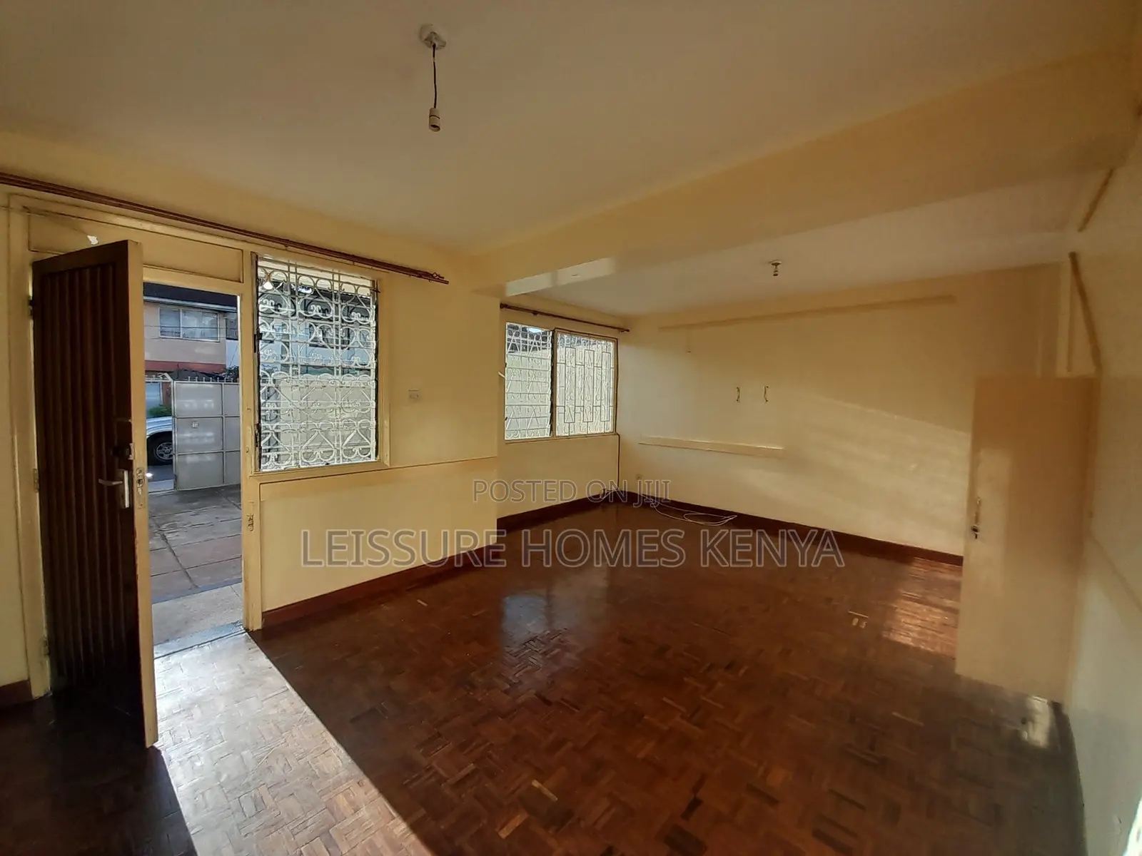 3bdrm Maisonette in Magiwa Estate for sale in Ngumo Estate