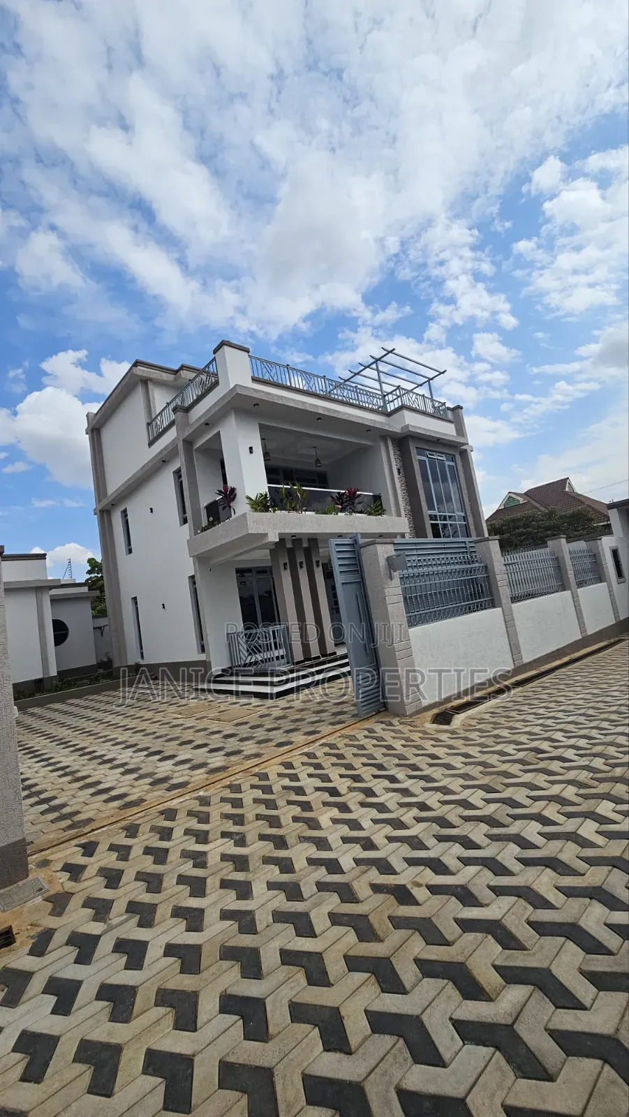 5bdrm Maisonette in Haven Estate, Kwa Kairu for sale in Kwa Kairu