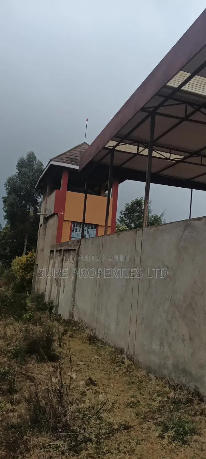 Tilisi 4 Acres Touching Tarmac in Muthiga