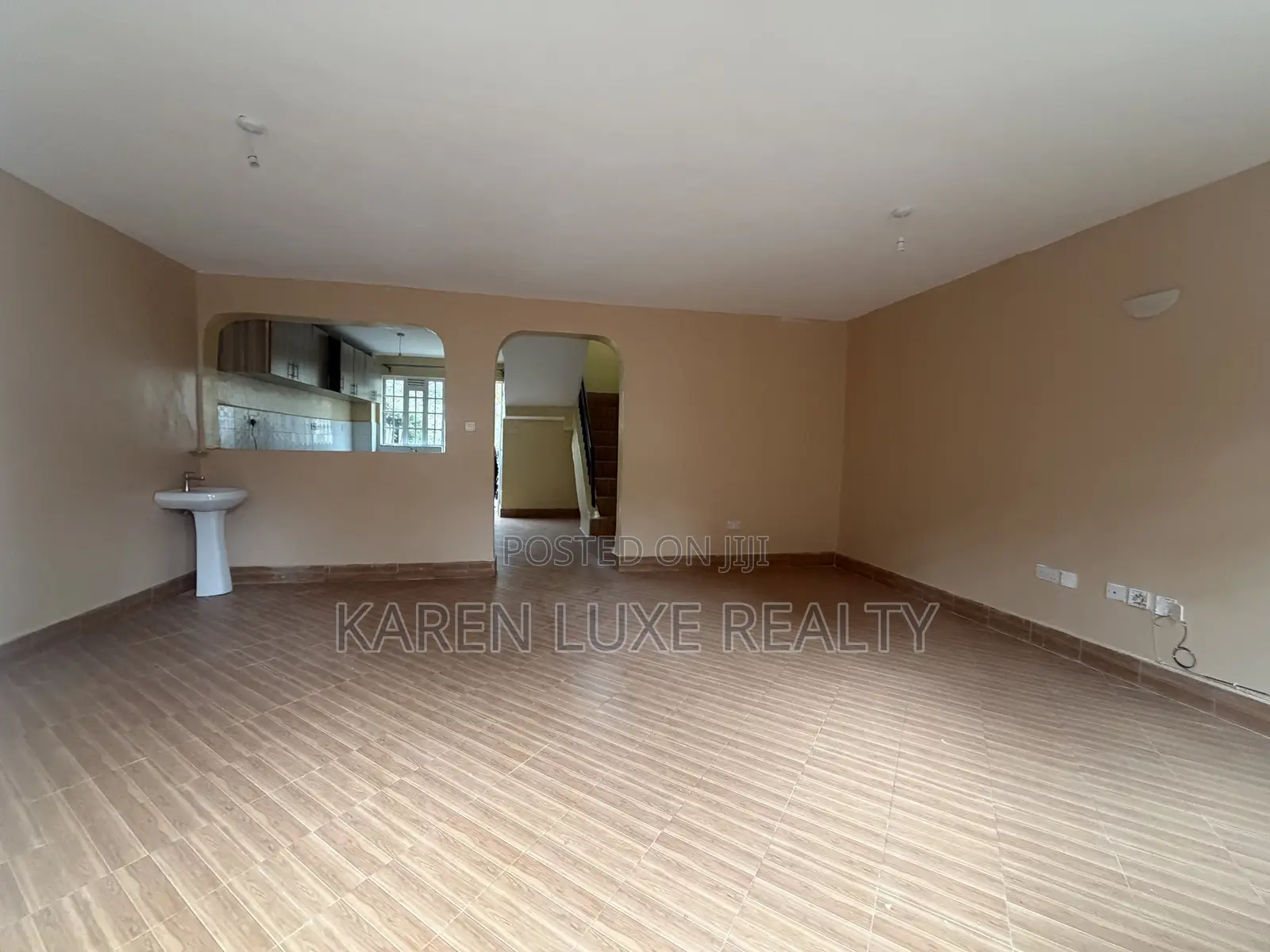2bdrm Duplex in Karen for rent in Karen C