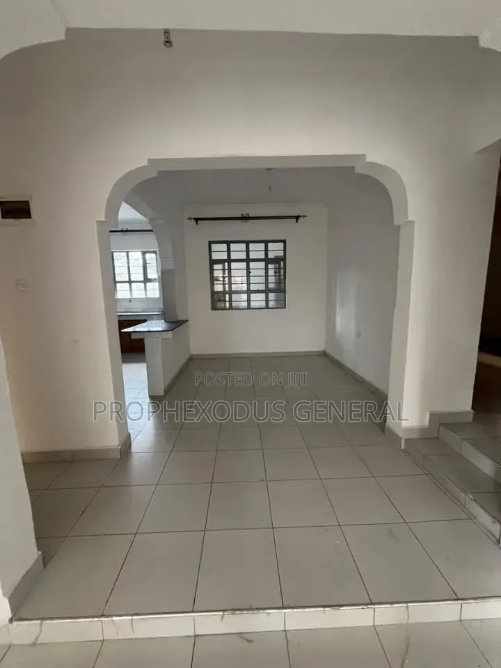 3bdrm Bungalow in Matasia for sale in Matasia