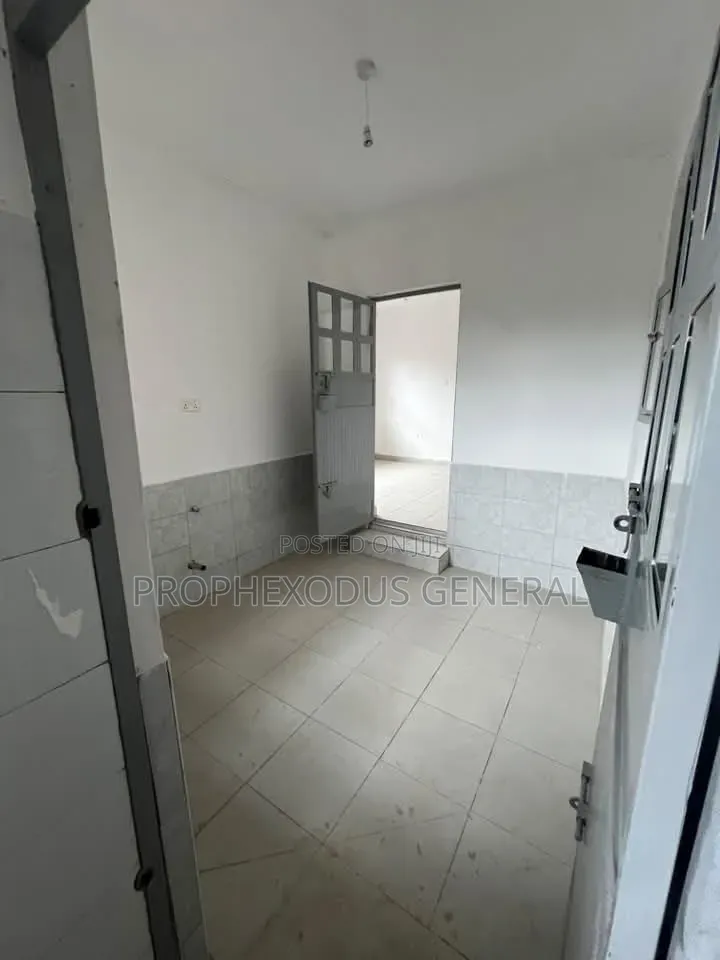 3bdrm Bungalow in Matasia for sale in Matasia