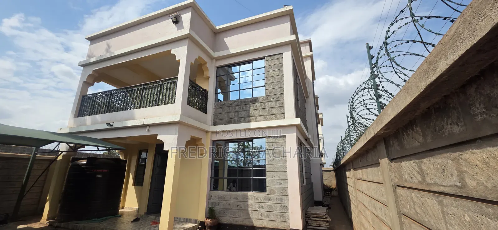 5bdrm Mansion in Kiora Estate, Riabai for sale in Riabai
