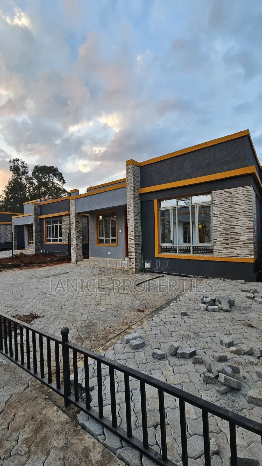 3bdrm Bungalow in Ararat Gardens, Kenyatta Road / Theta for sale in Kenyatta Road / Theta 