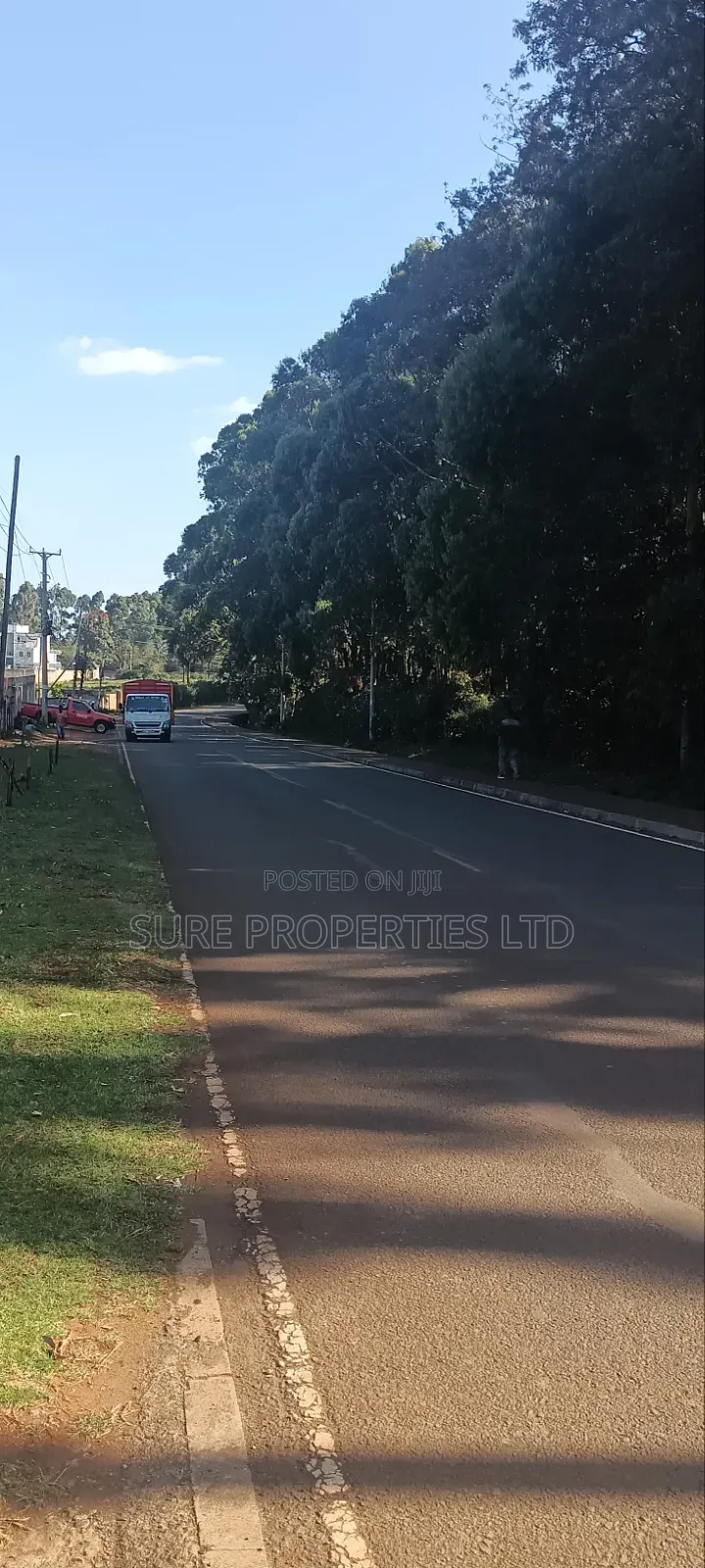 1.5 Acres Fronting Nairobi Nakuru Highway in Regen
