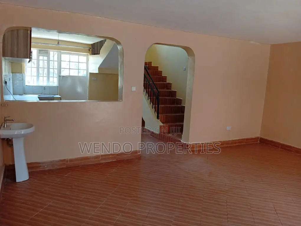 2bdrm Duplex in Karen C for rent in Karen C