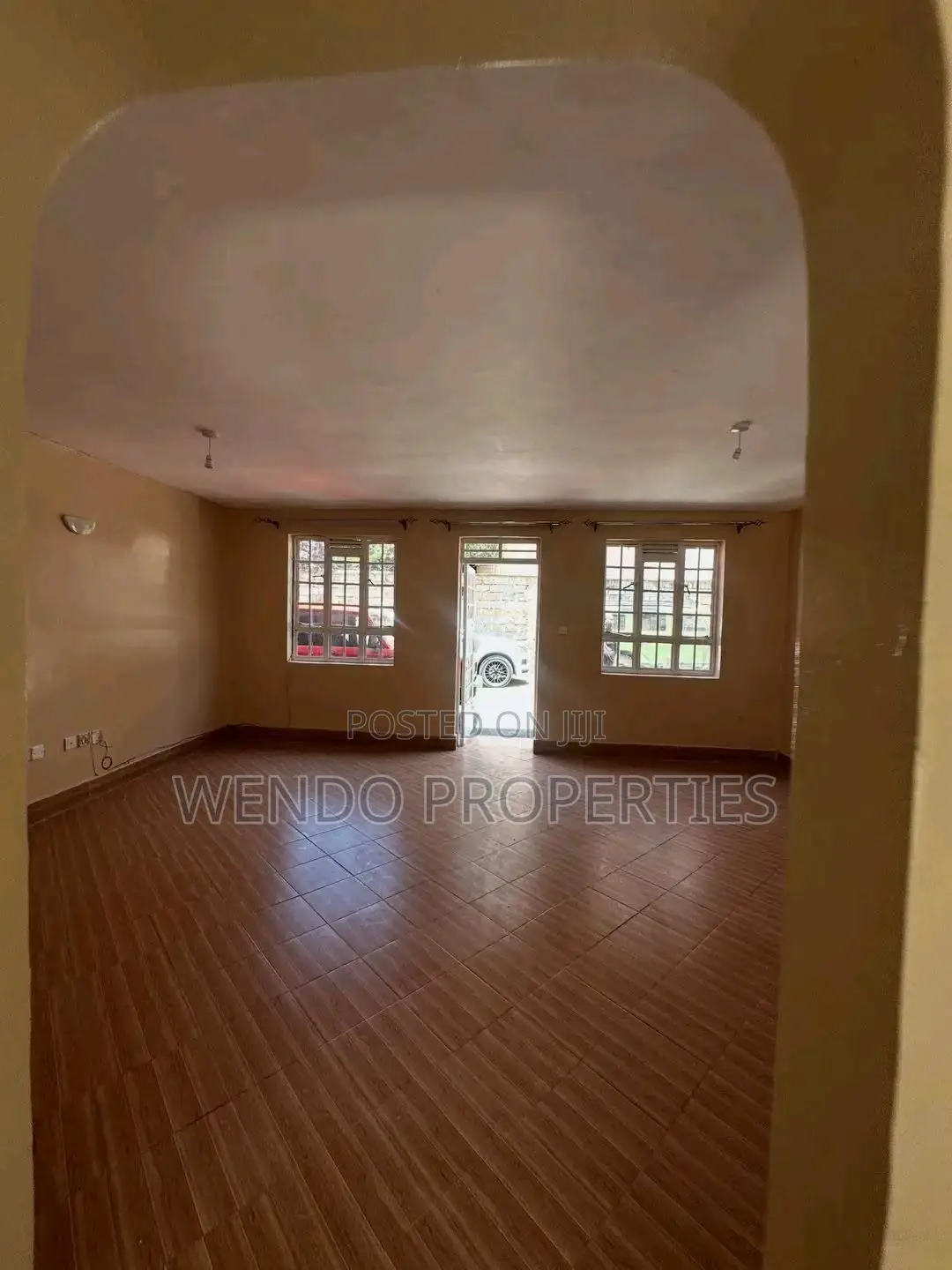 2bdrm Duplex in Karen C for rent in Karen C