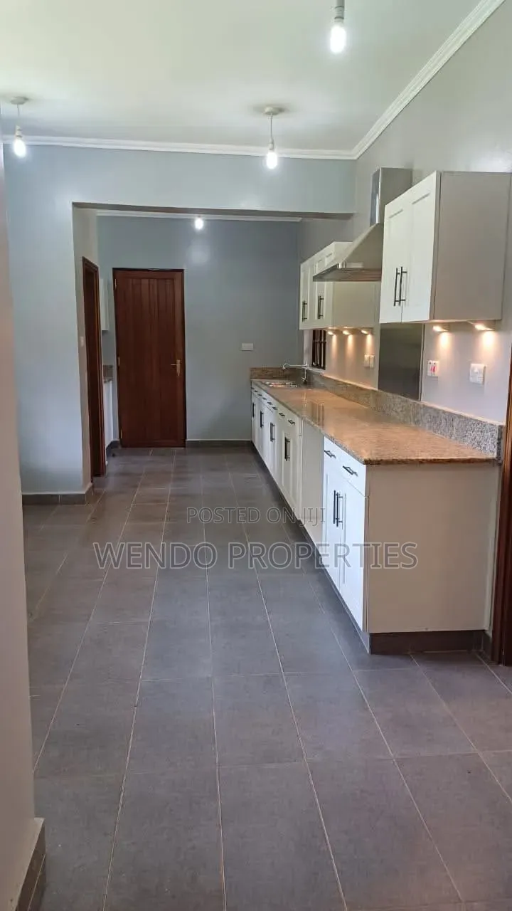 5bdrm Villa in Hardy for sale in Hardy