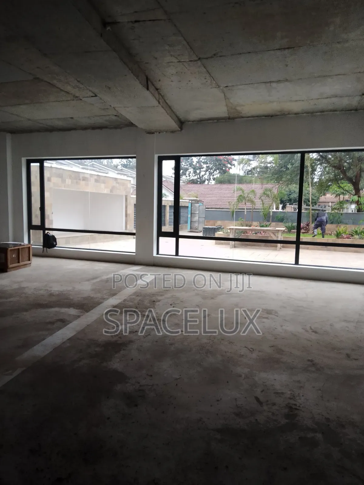 Investors 0ffice in Valley Arcade
