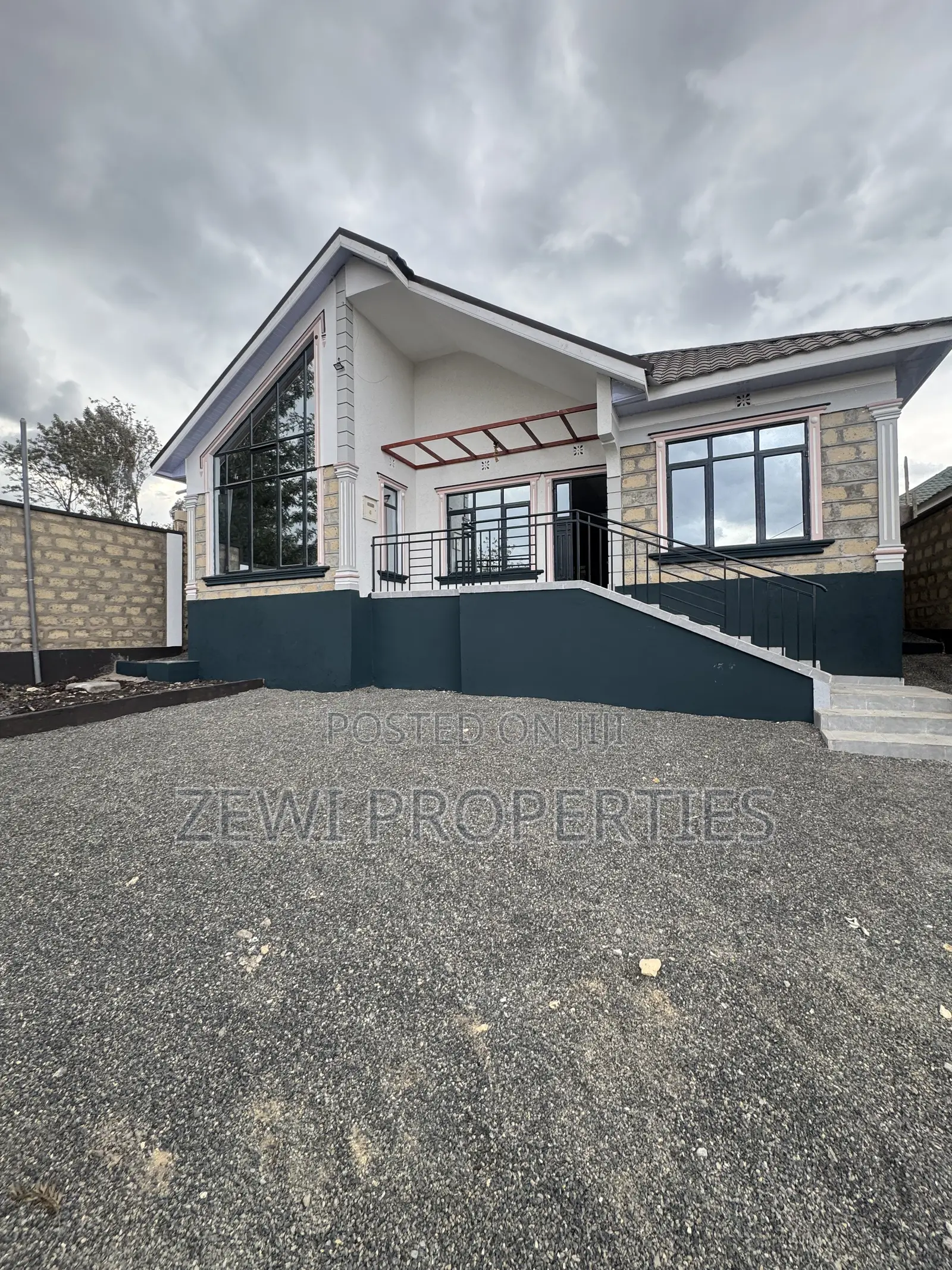 4bdrm Bungalow in Matasia for rent in Matasia