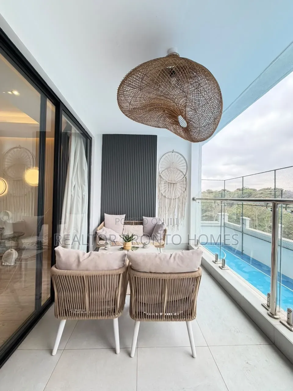 3bdrm Apartment in Parklands for sale in Parklands/Highridge