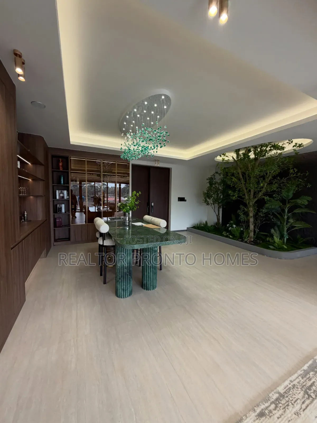 4bdrm Apartment in Westlands, Raphta Road Area for sale in Raphta Road Area