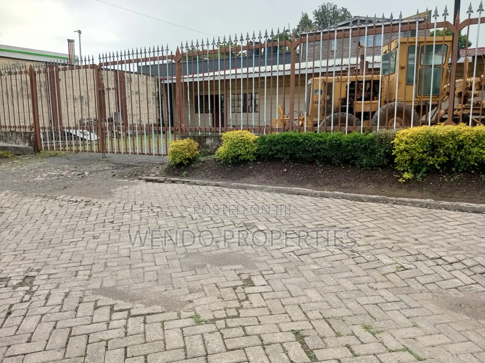 Prime 1⁄4-Acre Commercial Plot for Sale Along Nairobi–nakuru Highway in Free Hold Estates