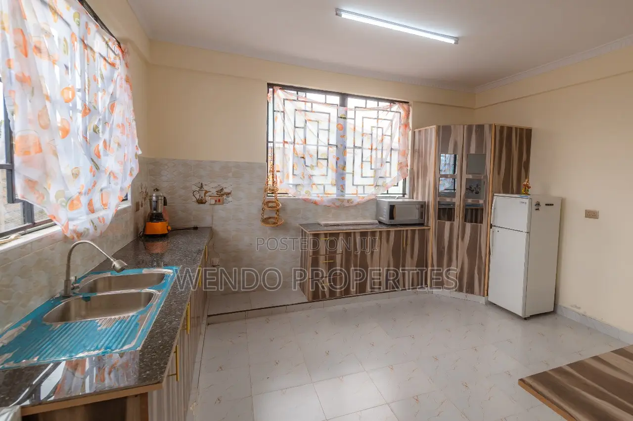 3bdrm Bungalow in Nakuru Town, KITI Area for sale in KITI Area