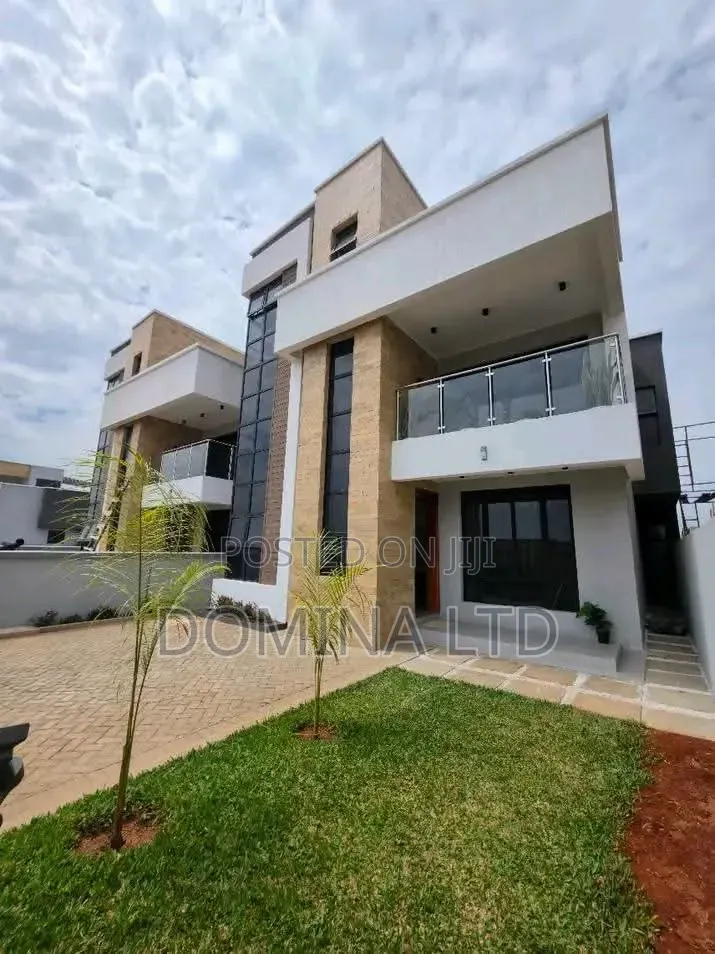4bdrm Maisonette in Valeria Villas, Kamakis for sale in Kamakis