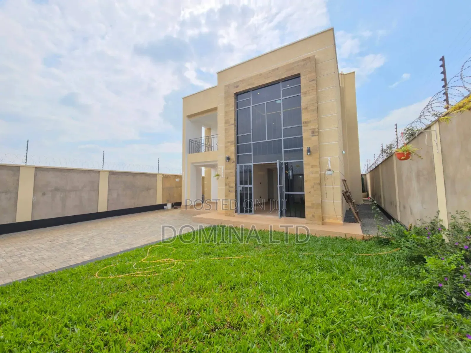 4bdrm Maisonette in Witethie for sale in Witethie