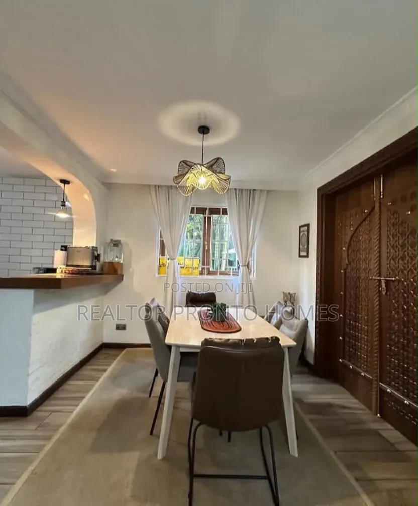 4bdrm Townhouse/Terrace in Lavington, Valley Arcade for sale in Valley Arcade