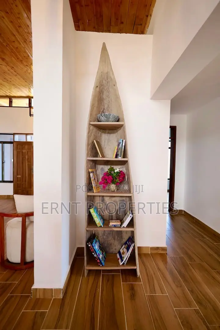 Furnished 6bdrm Villa in Diani for sale in Diani