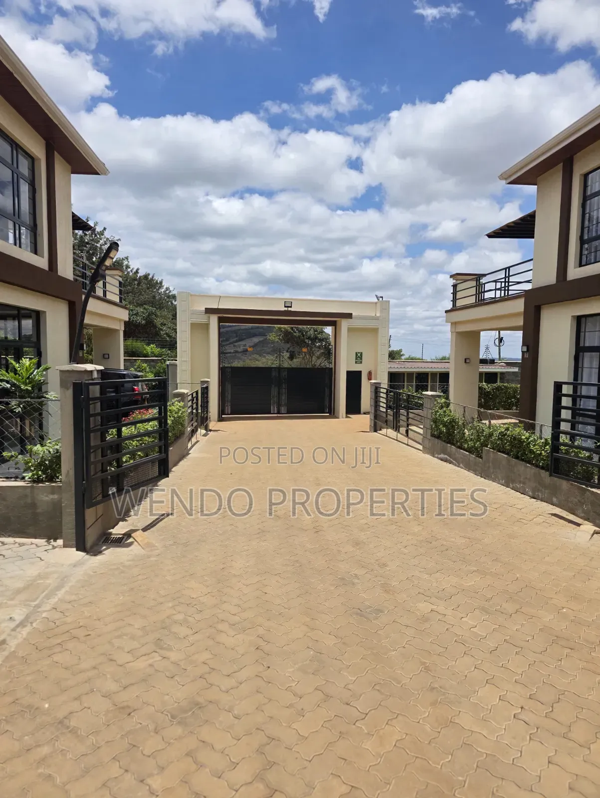 4bdrm Townhouse / Terrace in Kibiku for rent in Kibiku