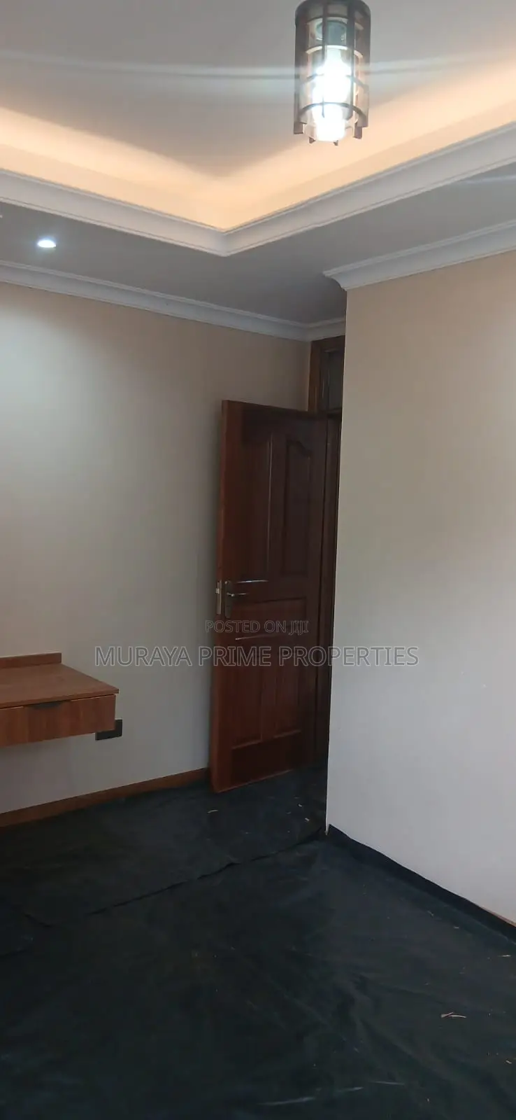 5bdrm Maisonette in Kerarapon for sale in Kerarapon