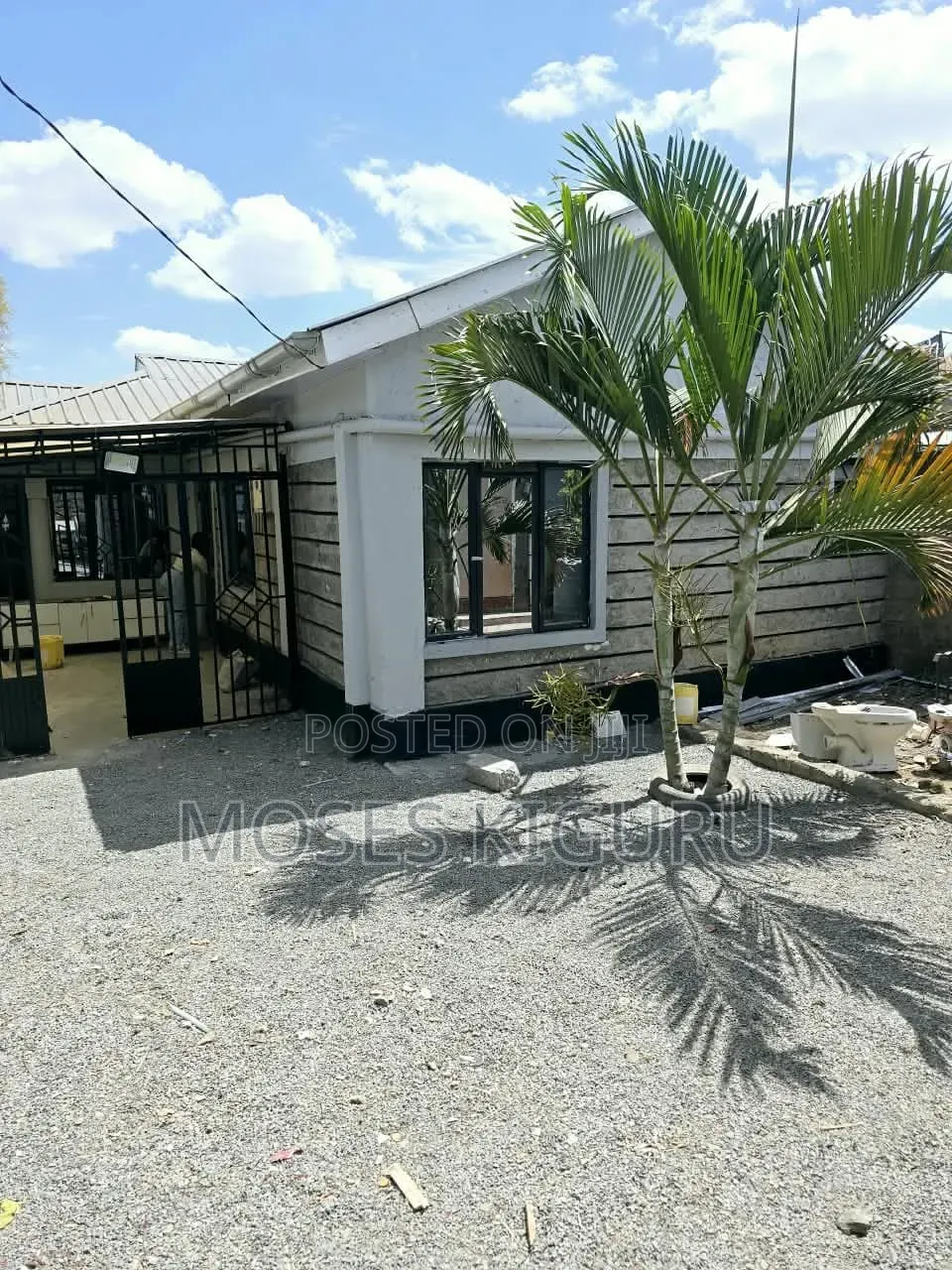 3bdrm Bungalow in Kamakis for sale in Kamakis