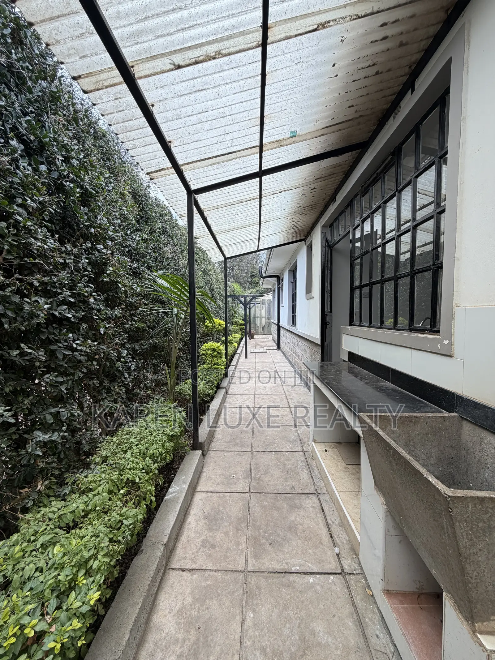 3bdrm Bungalow in Karen Hardy for rent in Karen