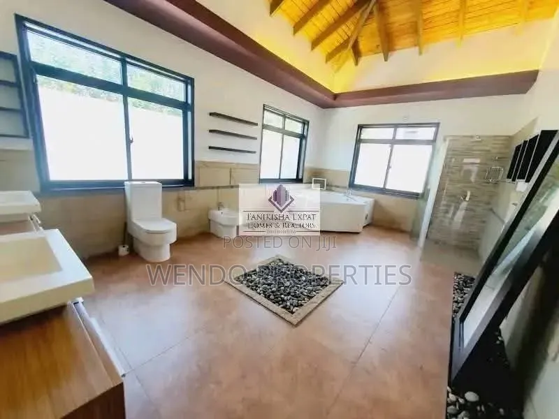 5bdrm Villa in Muthangari for rent in Muthangari