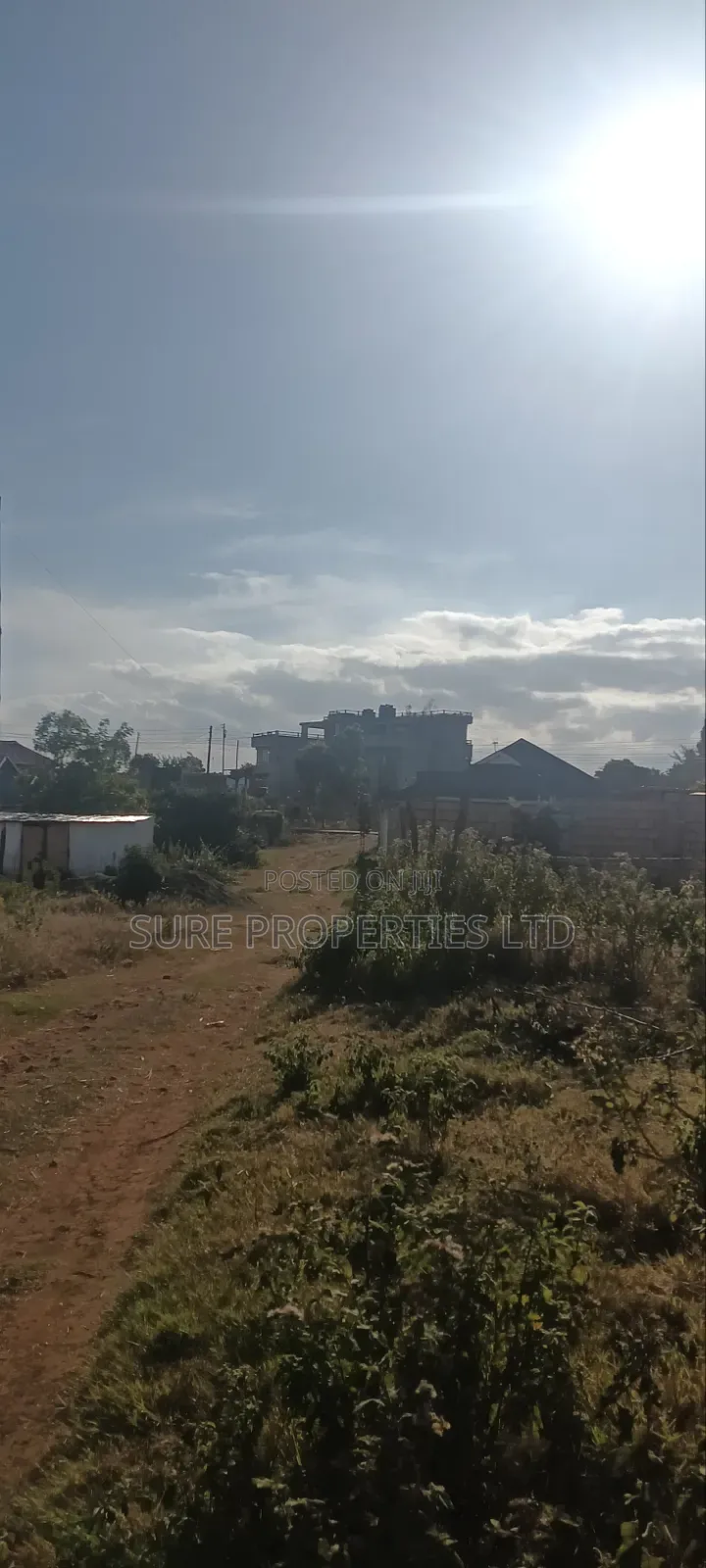Thogio Kamangu in Karai