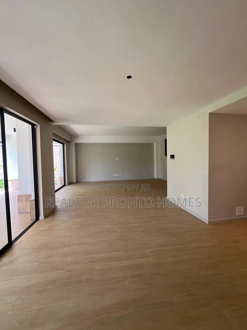 5bdrm Villa in Westlands, Spring Valley for sale in Spring Valley