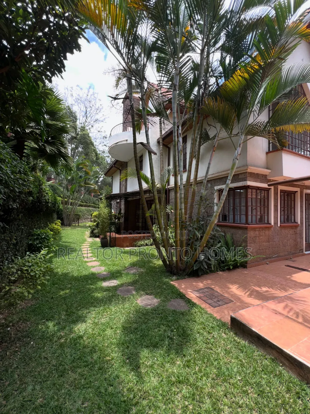 5bdrm Townhouse / Terrace in Lavington, Muthangari for rent in Muthangari