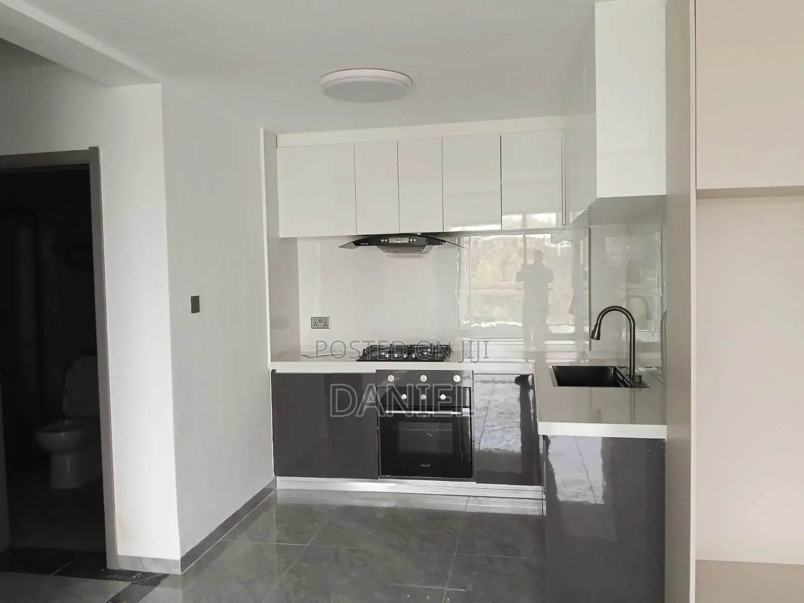 3bdrm Apartment in Kileleshwa for sale in Kileleshwa